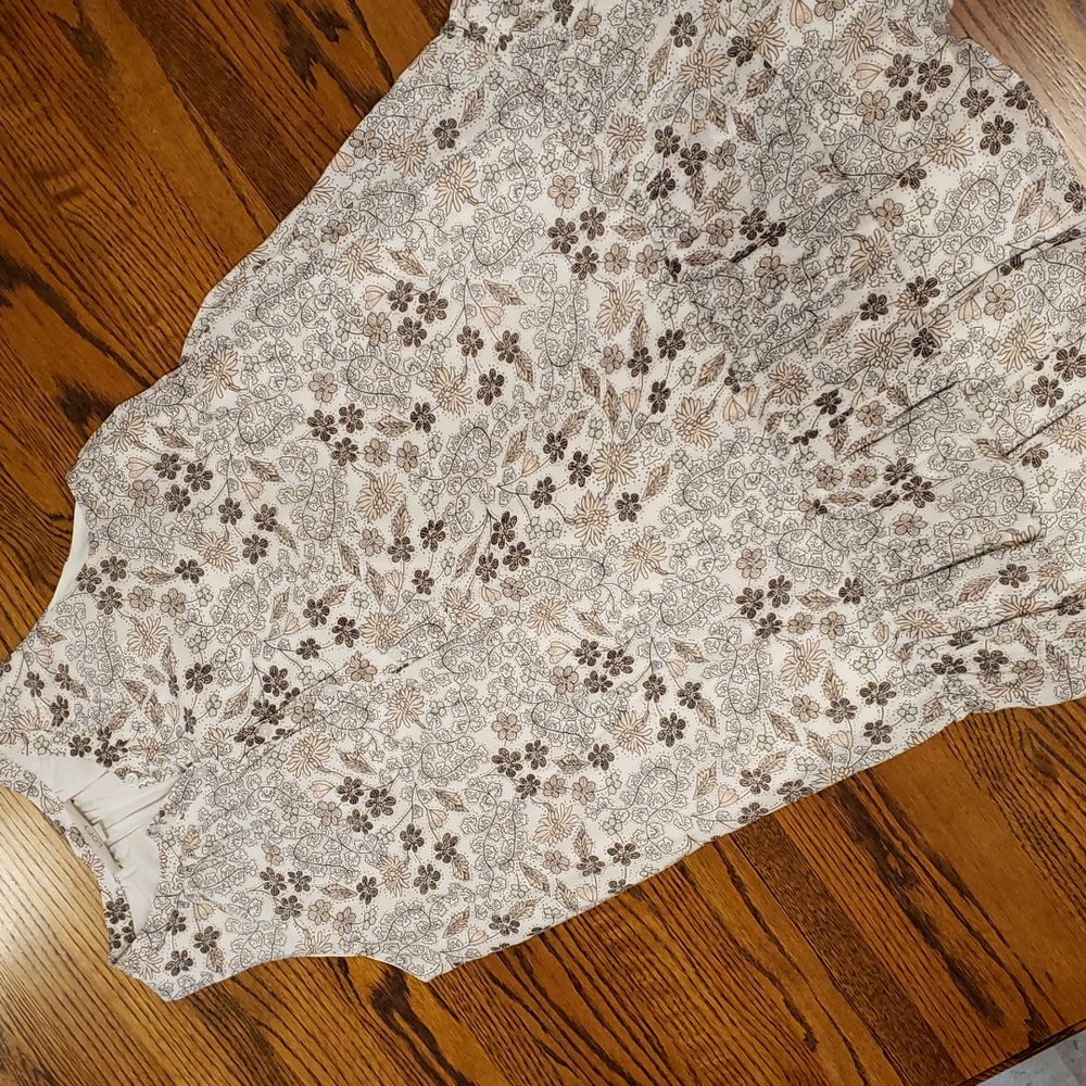 LOFT Dress size Small - SO PRETTY!